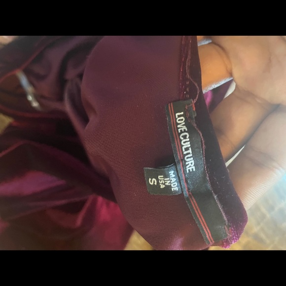 Velvet Long Sleeve Dress - Picture 7 of 12